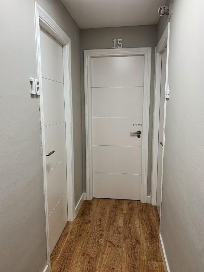 Hostal Restaurante Mendez Вилафранка дел Биерсо Екстериор снимка